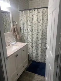 Cute house in quiet neighborhood - Image 2