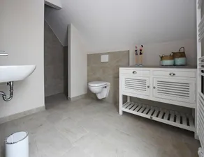 Cottage in Rugen Near Sandy Beach - Image 3