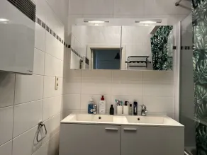 room for rent for short therme - Image 2