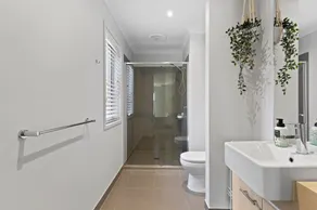 Omega- Family getaway, games room, pets welcome, sleeps 8 - Image 4