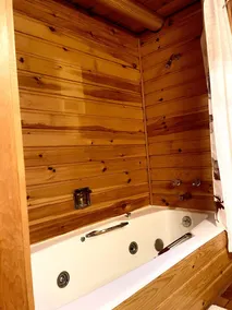 Amazing Log Cabin less than 40 Miles from Twin Cities with large Hot Tub!! - Image 5