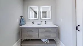 3Bedroom 3bath &Office, kids party, playground, onsite storage/opt, pet friendly - Image 4