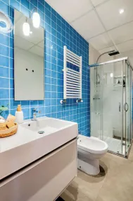 Modern flat with sea views in Valencia. - Image 2