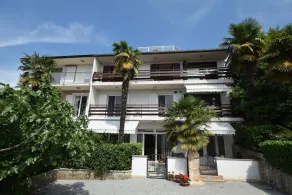 Apartamento de una habitación con una terraza Malinska, Krk (A-20370-c) - Image 4