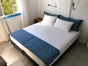 1 bedroom apartment - Image 2