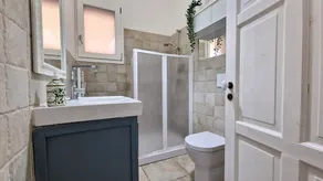 Property Just a few Metres From the sea - Image 3
