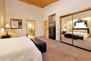 Four Happy Bears Group Resort Estate by Big Bear Vacations - Image 5