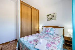 Appartamento Villas Brites nº4 con piscina condivisa, giardino condiviso, balcone e Wi-Fi - Image 5