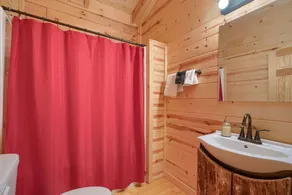 Freedom Lodge | Sleeps 12 | 4BR + Loft | Hot Tub, Pool Table & Covered Decks - Image 2