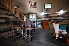 Lampasas' only grain silo cabin. Close to 3 State Parks and Spider Mountain - Image 2