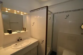 Grand Duplex ****, Havudsigt, 5 soveværelser, sengetøj, privat have på 3000 m2 - Image 5