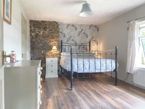 2 bedroom accommodation in Pyworthy, near Holsworthy - Image 4