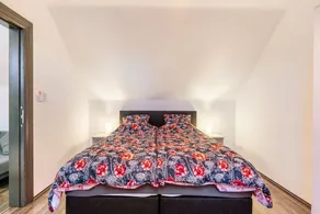 Herselt Garden Shed Retreat - Image 2