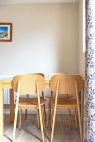 Longships Apartment - two bedroomed apartment within a 15 min walk of the beach. - Image 5
