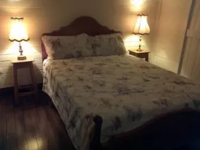 Blue Hills Cottage - Image 3