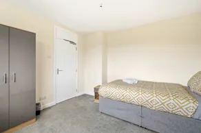 Cosy 2 bed house in Aylesbury - Image 5