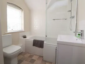 Canal Basin Cottage - Image 4