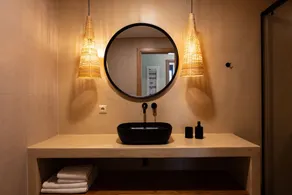 Isla Luxury Apartment - Private Pool - 100m from the beach - Image 4