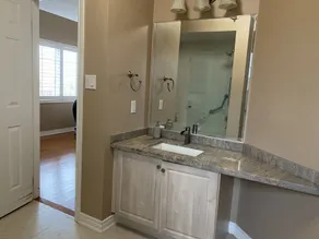 Aurora Executive Upscale Residence - 3bedrooms, 3.5bathrooms - Image 4