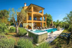 Spacious holiday house - pool / jacuzzi / sauna / playground / 8+2 - Image 5