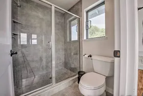 Accueil Waterfront Luxury w / Pool sur le Puget Sound! - Image 4