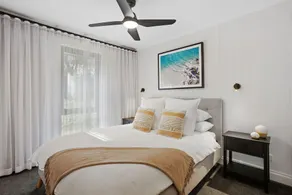 Enjoy the sense of tranquillity in the stylish beach escape (sleeps 10) - Image 5