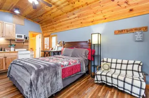 Acorn Cottage at Hocking Vacations - Image 5