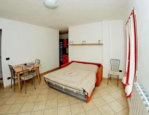 Apartment in Castellaro with communal pool - Image 3