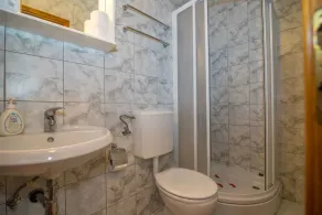 Apartment and Rooms Ruza - Image 3