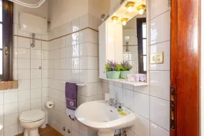 Feriehus med 8 soveværelser og pool, Sassetta - Image 4