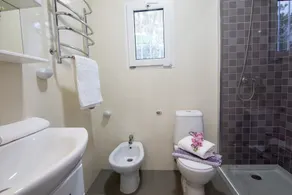 Wohnung in Moraira mit privatem Garten - Image 2