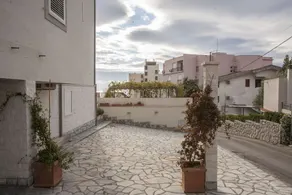 VILA PETROVIC One room Apt. With terrace (ground floor) - Image 5