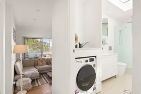 Luxury 2-Bed with Ocean Views and Garden - Image 2