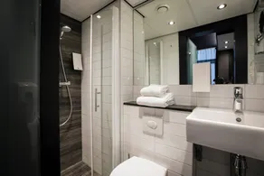 Leonardo Eden Hotel Amsterdam City Center - Image 4