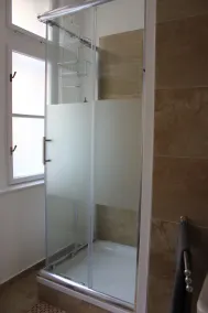 94m ² city apartment Josefstadt - Image 4