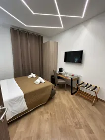 Grimaldi Comfort Guest House - Image 5