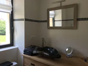 Set of 2 guest rooms and 1 gîte for 6 people. - Image 3