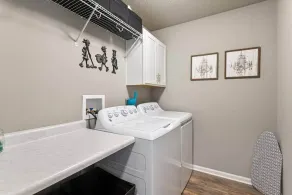 Elkhorn West Omaha 4br 3ba Safe Quiet Neighborhood - Image 2