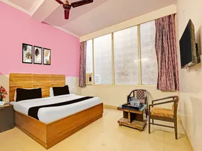 Deluxe Hotel Dhruv - Image 3