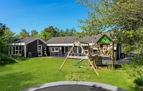 Beach Front Home In Nykøbing Sj With Sauna - Image 4