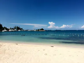 Private 2 Bedroom Beachfront Penthouse Condo Ocho Rios, Jamaica - Image 5