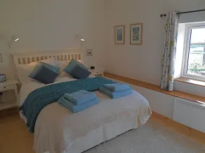 Pet friendly cosy barn with stunning views - Image 2
