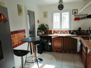House in the heart of Provence - Image 3