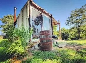 Rustic Container Cabin on Beautiful Farm - Near Ark & Bourbon Trail - Image 5