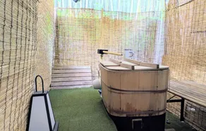 Meals and sleeping available for dogs up to large  - MinamiInari Inama / Kyoto Kyōto - Image 2