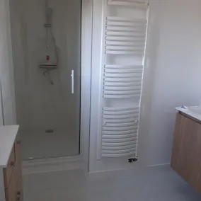 Belle Villa Neuve Contemporaine, Directement sur mer Face à la Plage D'ezer - Image 2