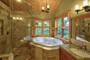 Il più lussuoso chalet con accesso diretto alle piste @ Kmhr- 2800 Sft, 4 BR, 4 BA - Image 3