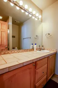 Charming Vail Condo, Hot Tub, Village Bus, Top Floor with Amazing Views. - Image 2