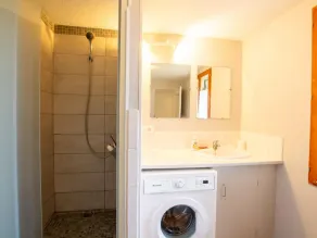 Charming Cottage with Pool, Near Vineyards and Historic Towns - Image 3