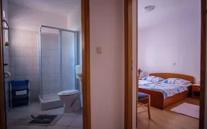 Holiday apartment with air conditioning and sea view - Image 2